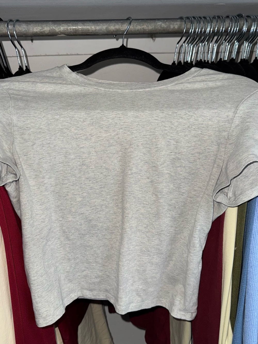 Abercrombie & Fitch Light Gray Crop Tee